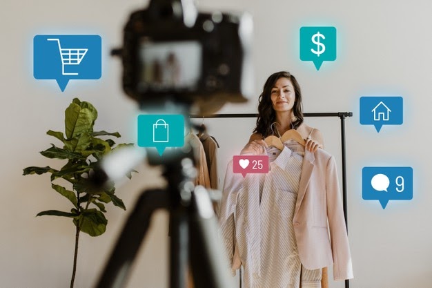 woman-live-streaming-online-shopping